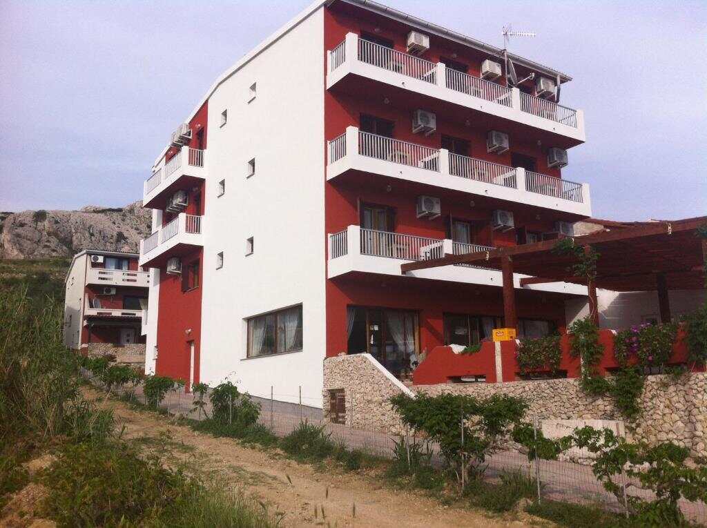 Pansion Laguna seafront in Metajna on the island of Pag